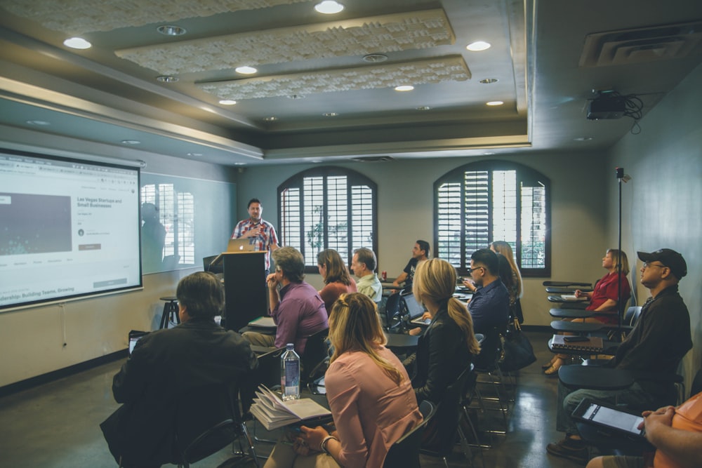 Formation de jeunes techniciens en maintenance solaire